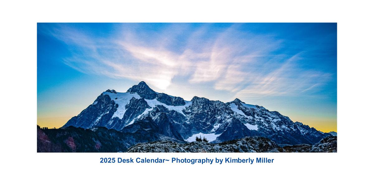 11" x 5" Desk Calendar~ 12 Mo 12 Photos